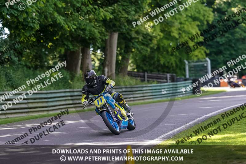 cadwell no limits trackday;cadwell park;cadwell park photographs;cadwell trackday photographs;enduro digital images;event digital images;eventdigitalimages;no limits trackdays;peter wileman photography;racing digital images;trackday digital images;trackday photos